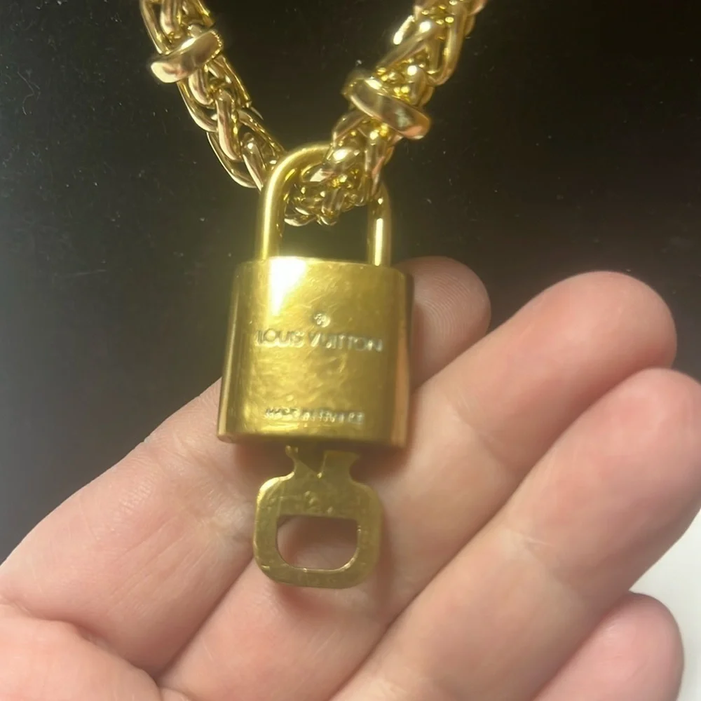 Louis Vuitton louis vuitton